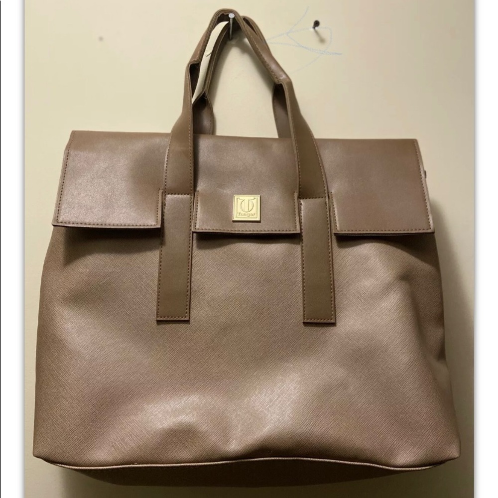 Tangler tote